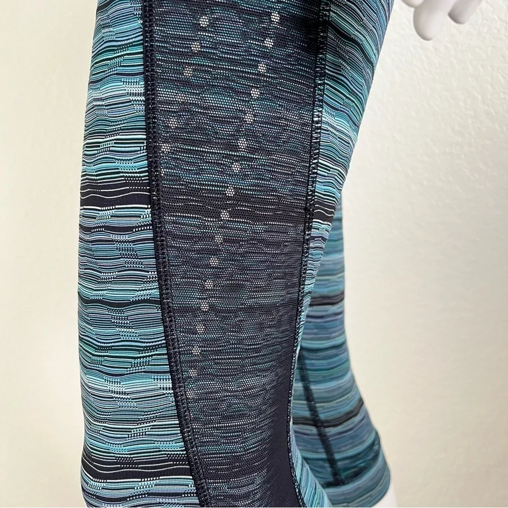 Lululemon Stop At Nothing Crop Leggings Space Dye Blue Size 2